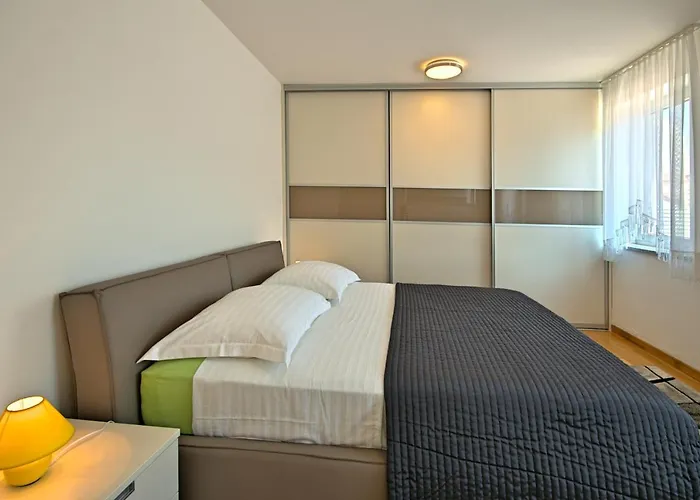 Family Paris Villa Umag