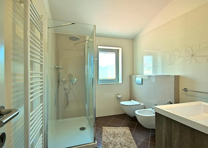 Family Paris Villa *