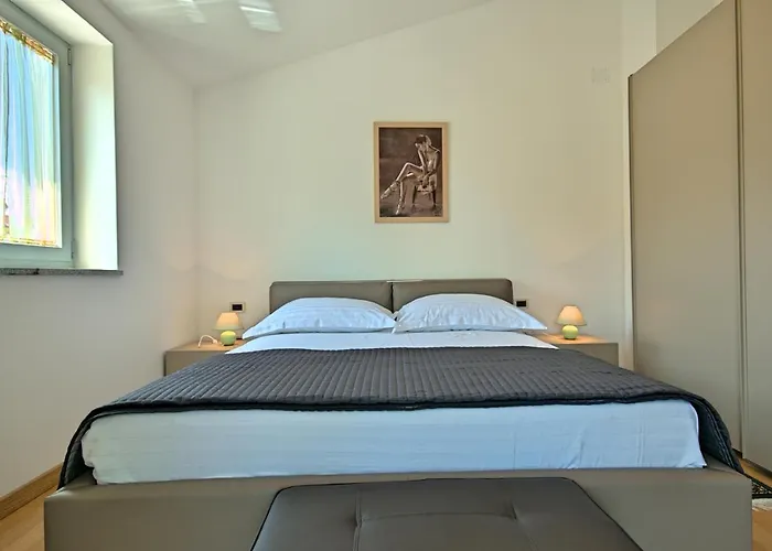 Family Paris Villa *